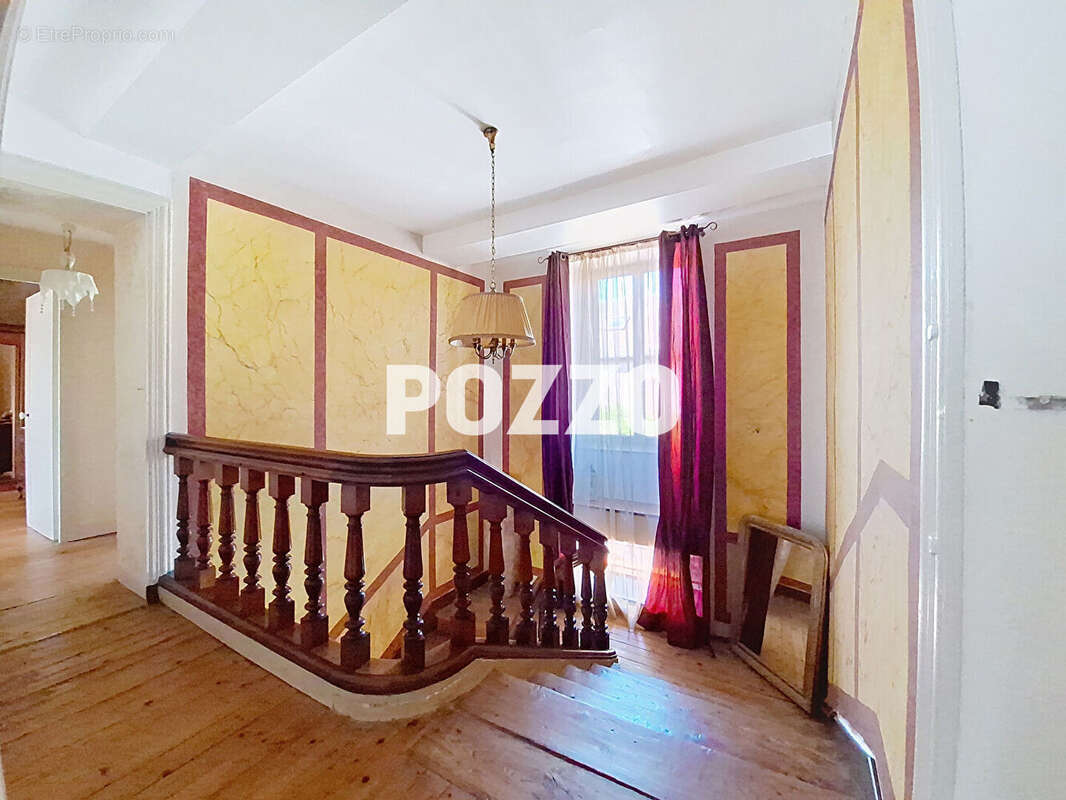 Maison à TRACY-BOCAGE