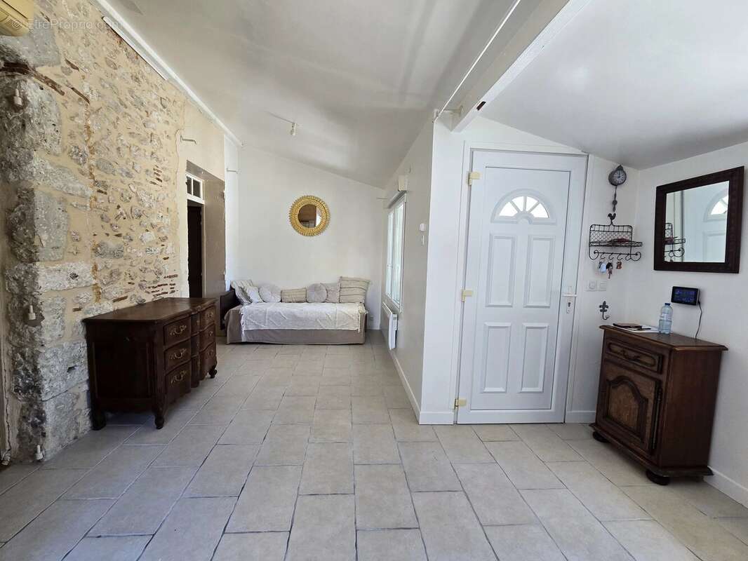 Maison à PINEUILH