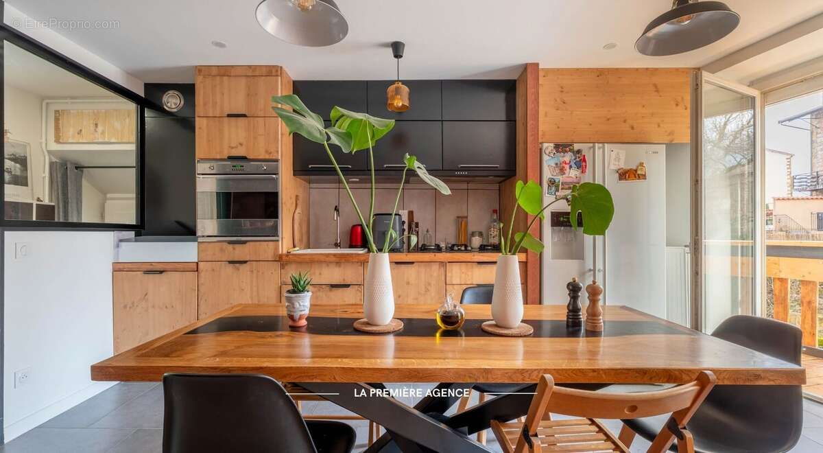 Appartement à PONTCHARRA-SUR-TURDINE