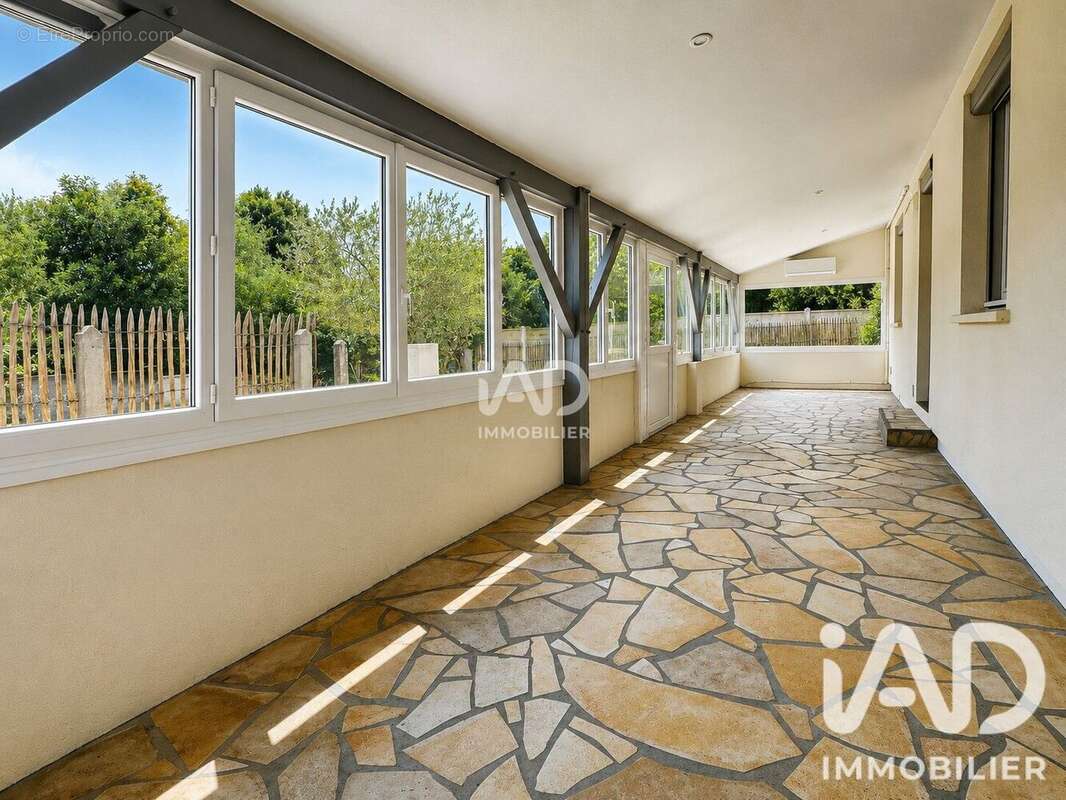 Maison 115 m² à Saint-Aubin-De-Medoc  - photo 8