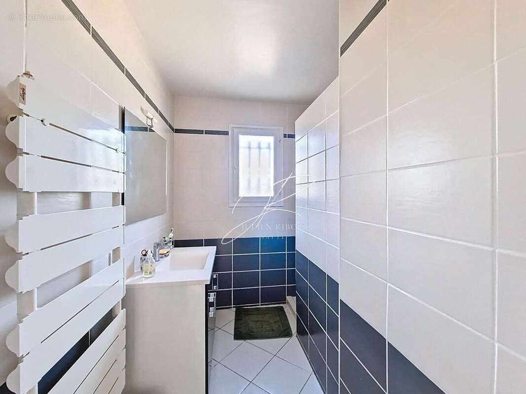 Photo 6 - Maison à SAUVIAN