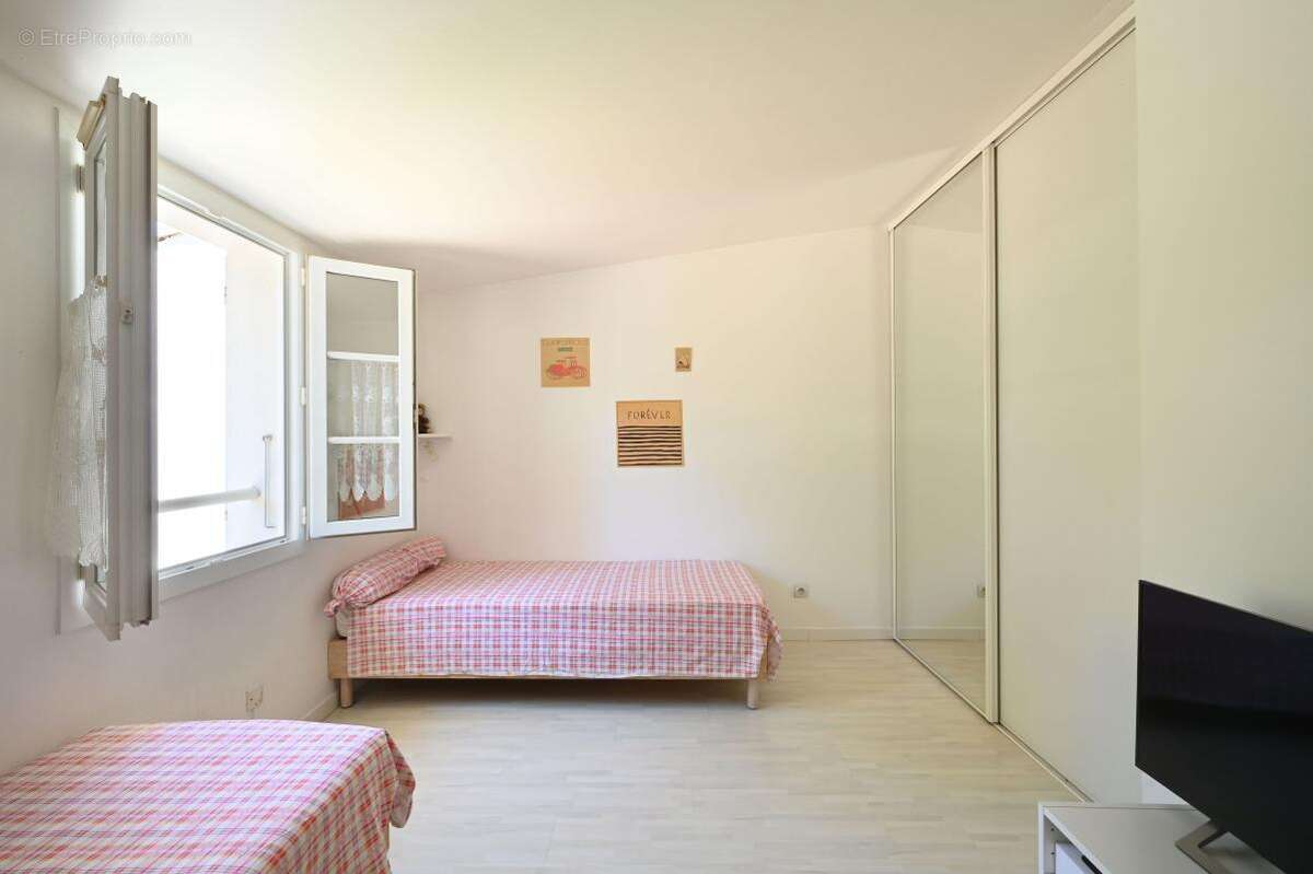 Maison accès forêt proche plage À Vendre - photo 16