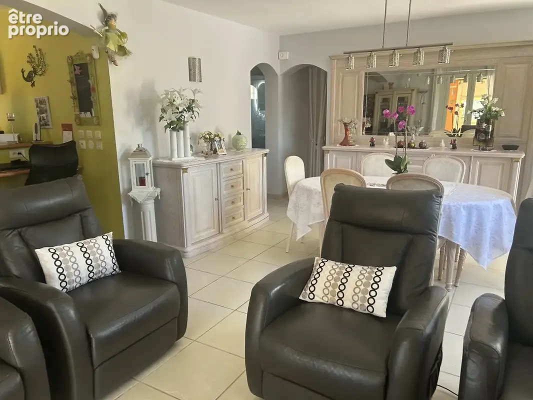 Maison 6 pièces 110 m² à vendre à Saint-Laurent-De-La-Salanque (66250) - photo 2
