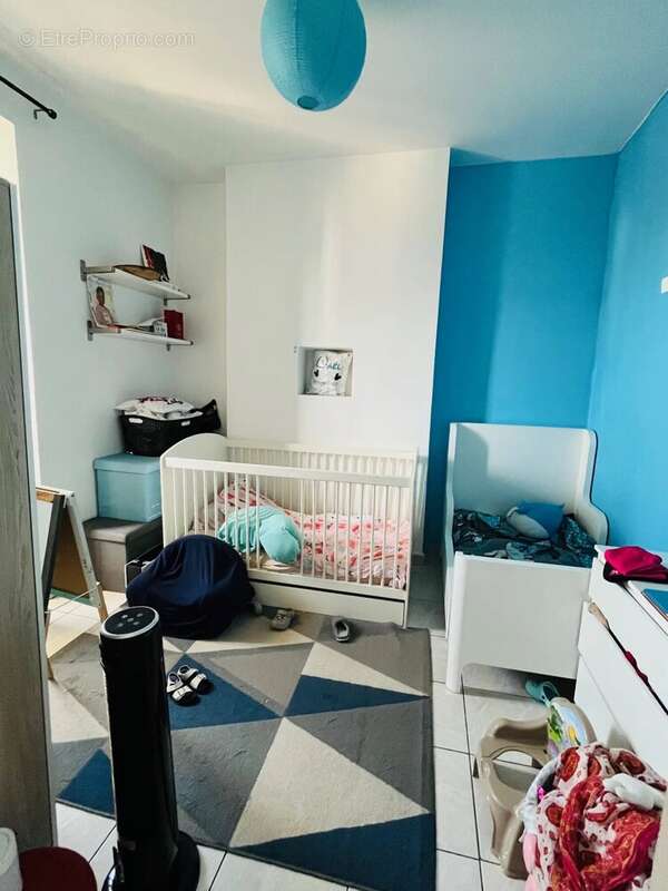 Appartement à MARSEILLE-3E