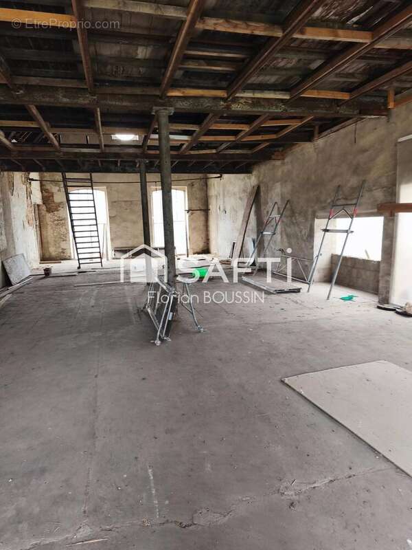 Photo 2 - Appartement à BAUGE