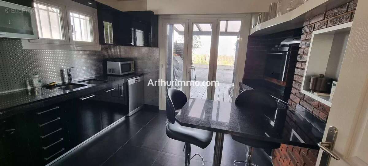 Maison à LIMEIL-BREVANNES