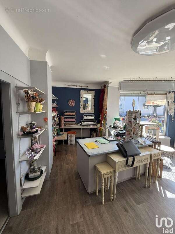 Photo 6 - Commerce à PUTTELANGE-AUX-LACS