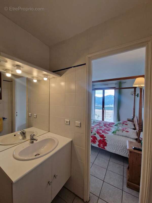 Maison à LES ANGLES