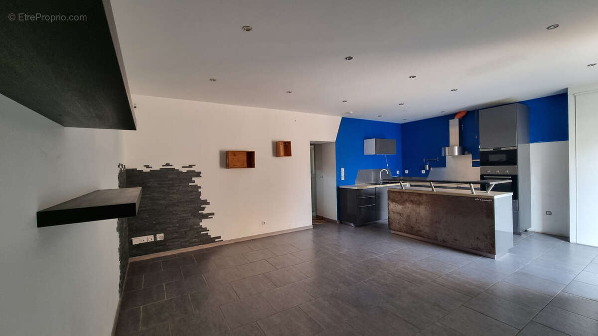 maison de village et sa grange - photo 6