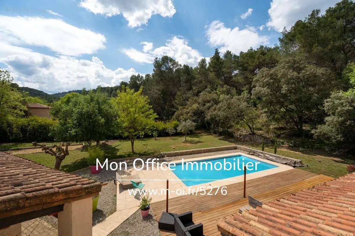 Référence : 6685-DVI. - Maison Familiale 5 pièces avec piscine et garage au calme - photo 2