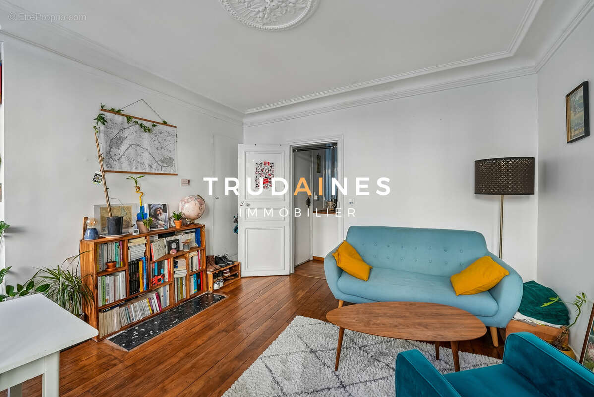 Appartement à PARIS-17E