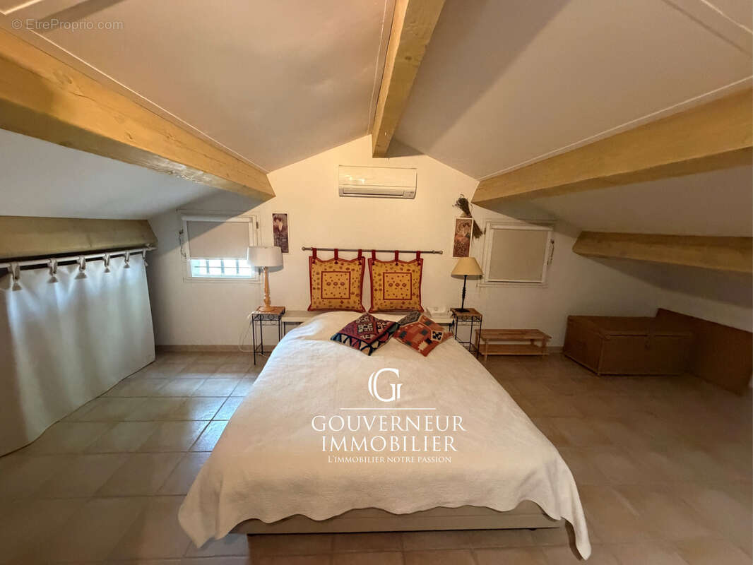 Villa traditionnelle 4 chambres à Saint-Laurent-d’Aigouze - photo 11
