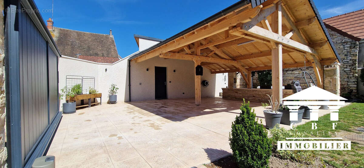 Maison à SAINT-MARCEL