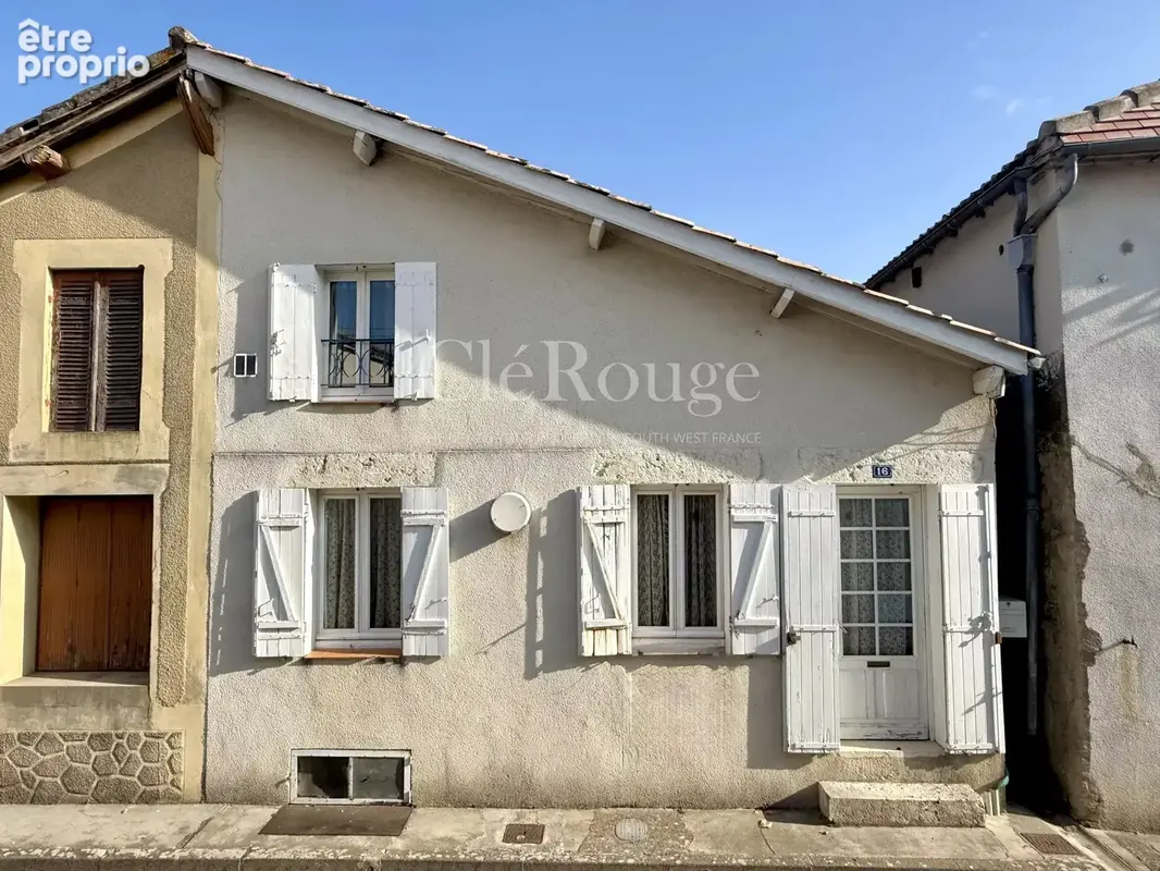 Photo Maison à Duras au prix de 92 000€