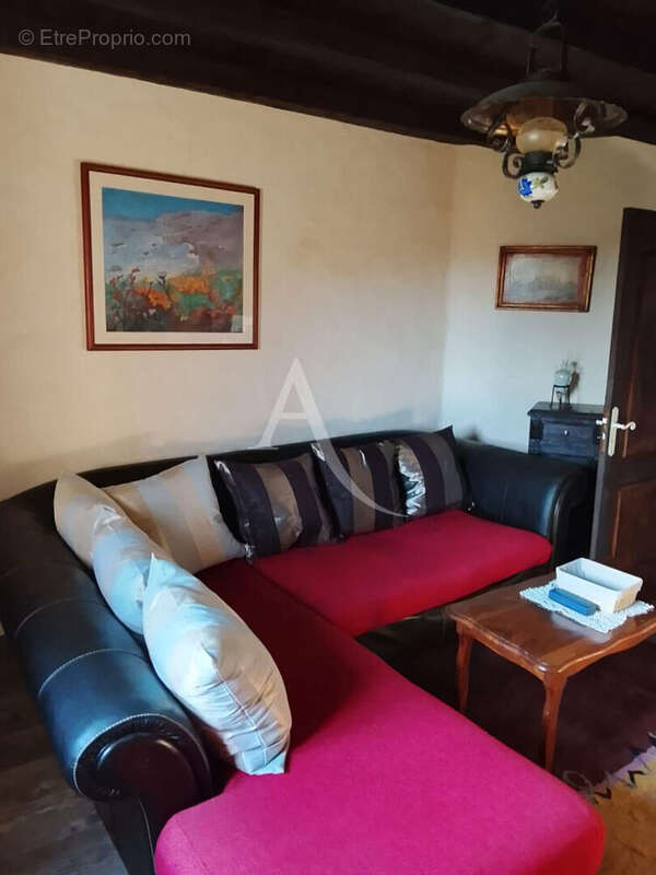 Maison à SAINT-URCISSE