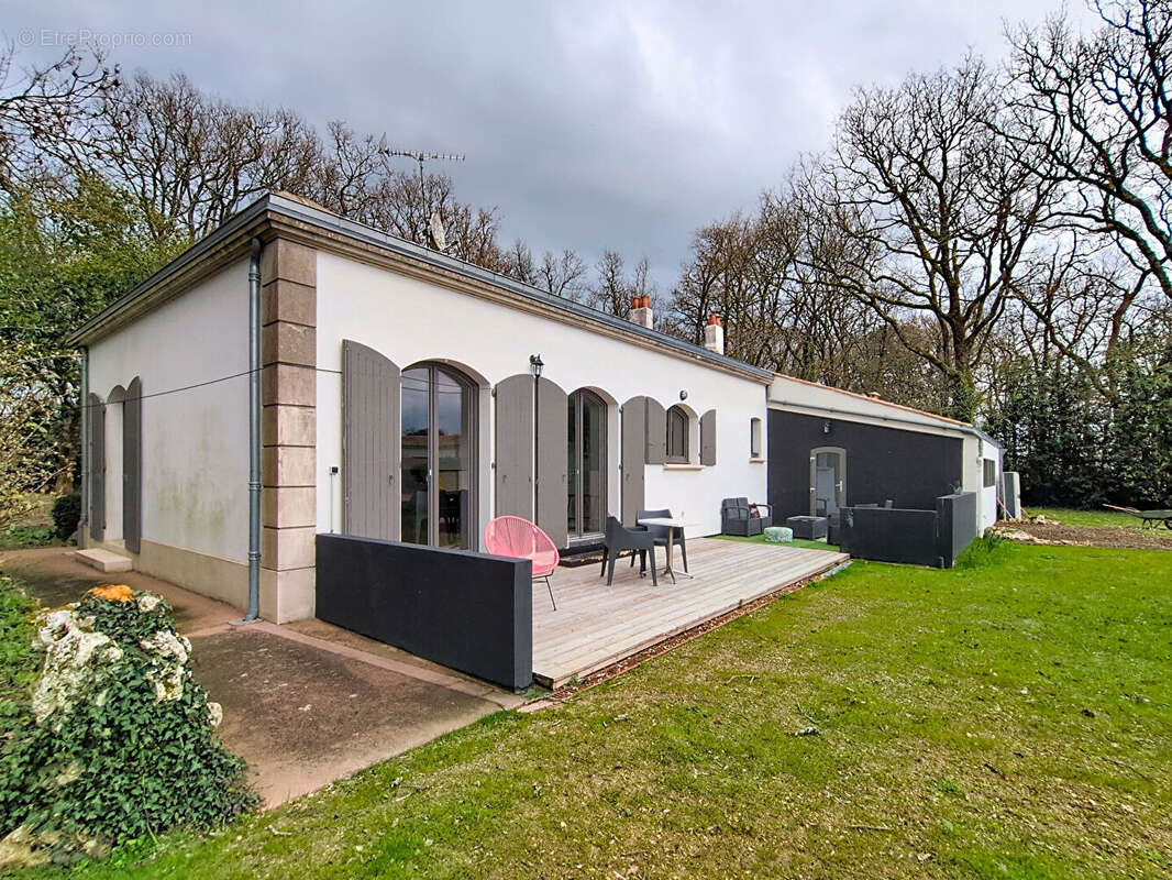 Maison Dompierre Sur Mer 7 pièces 184 m² - photo 21