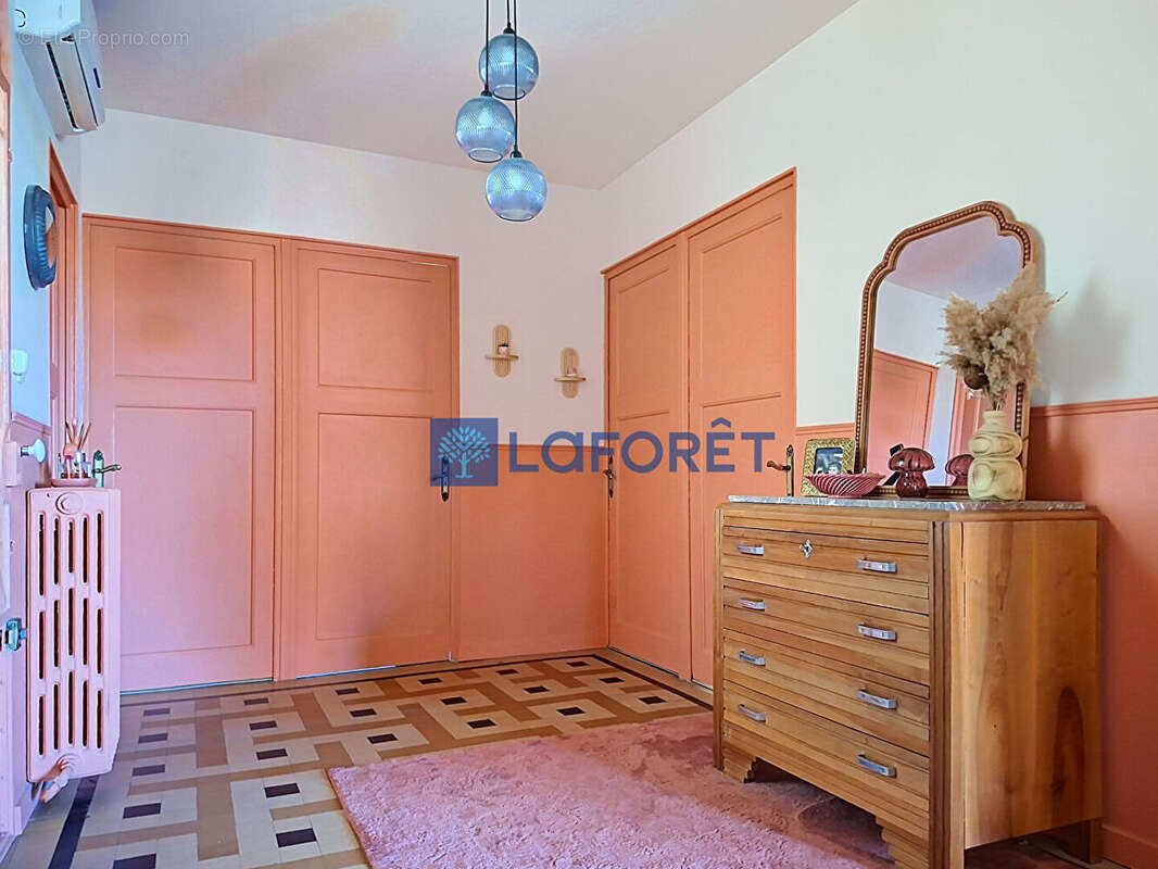 Appartement à LA VALETTE-DU-VAR
