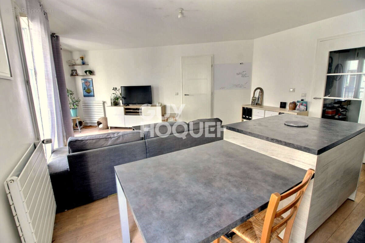 Appartement à PUTEAUX