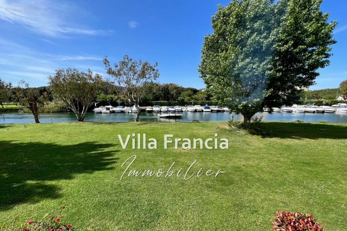 Appartement à MANDELIEU-LA-NAPOULE