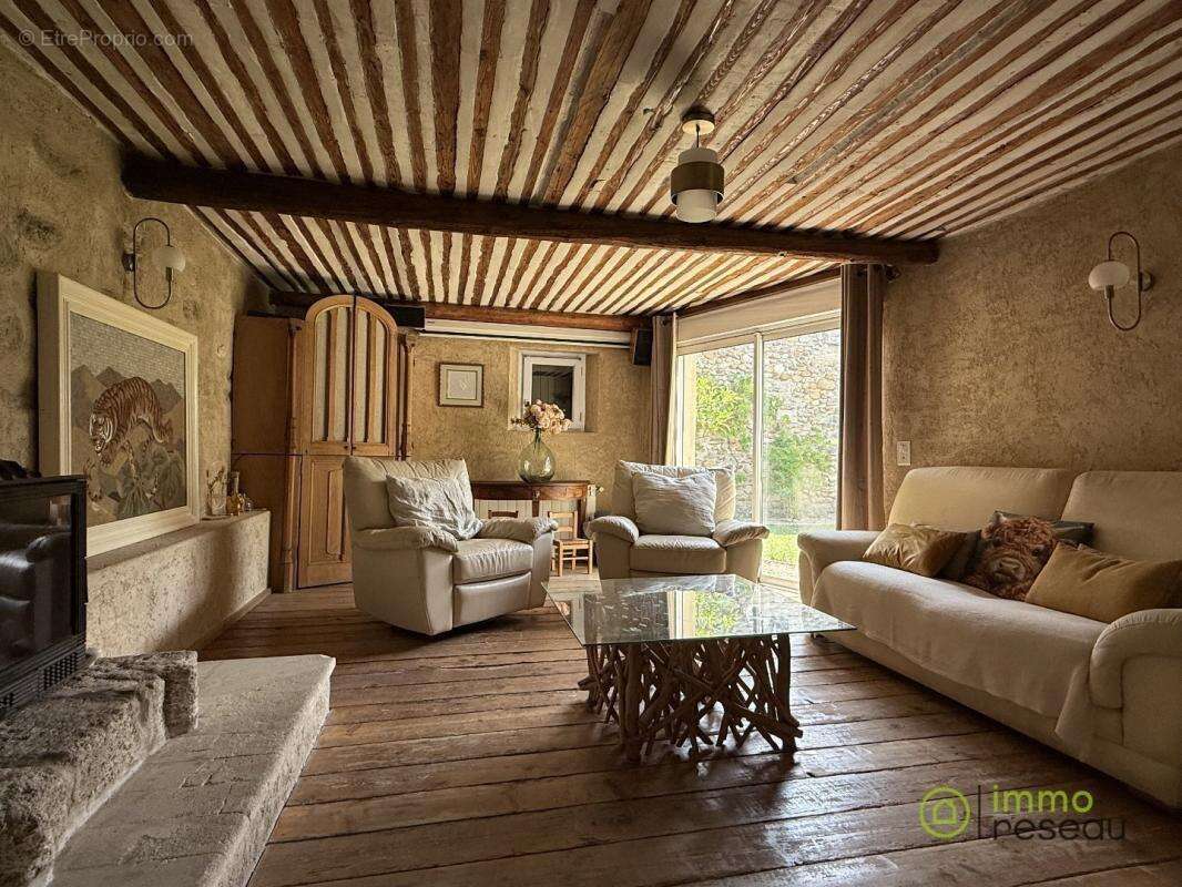 Maison 250 m² à Avignon  - photo 7