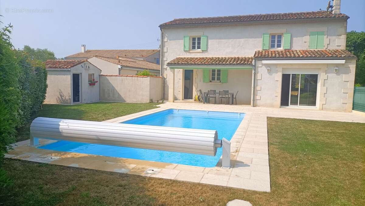 Maison à SAINT-GEORGES-DE-DIDONNE