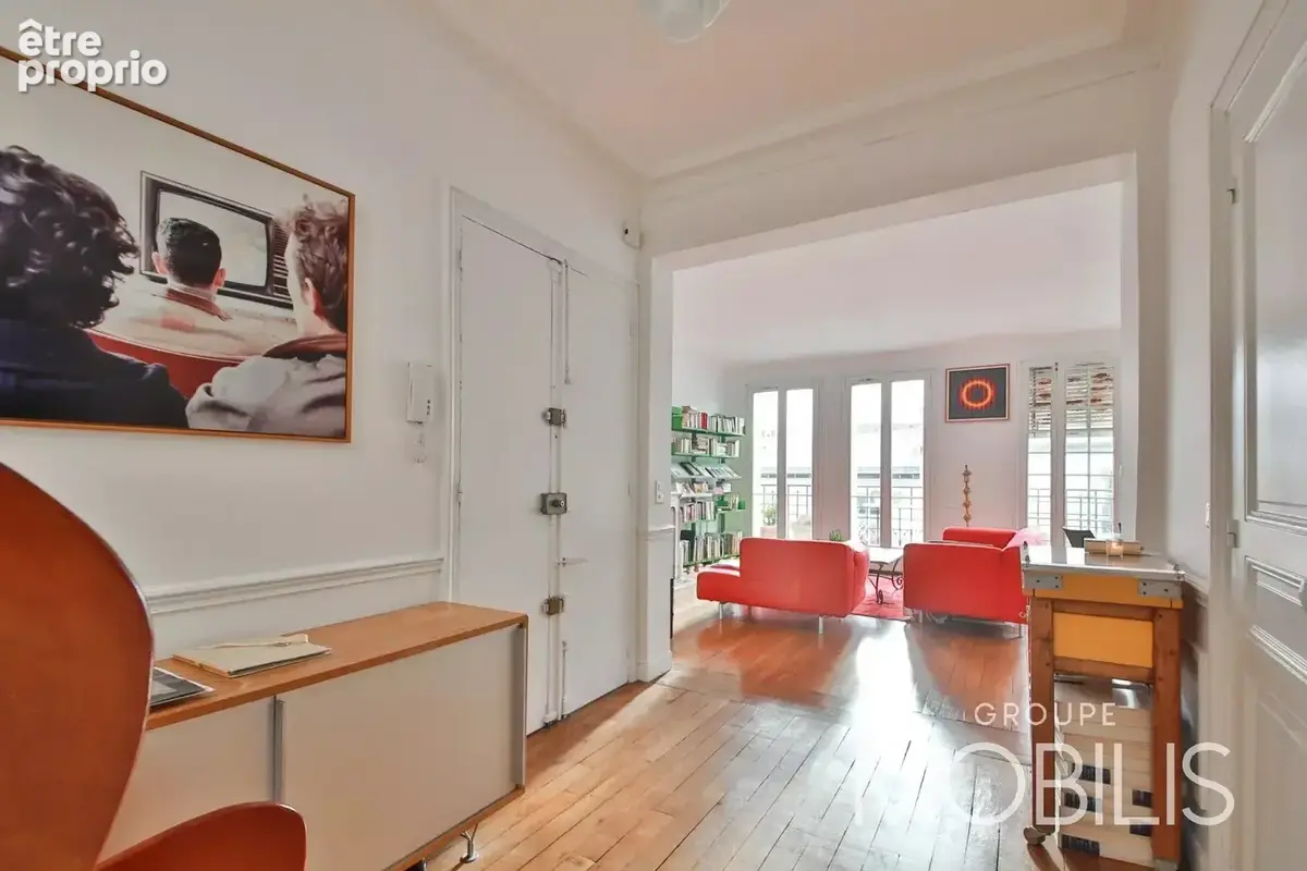 Paris 16 - passy - appartement familial de 103m2 - 2/3 chambres - balcon, etage eleve, lumineux, calme - photo 4