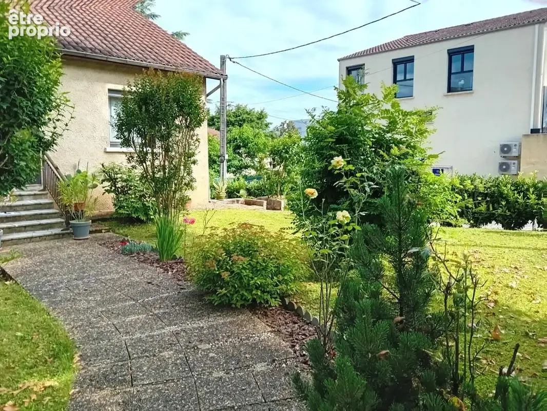 jardin avant 