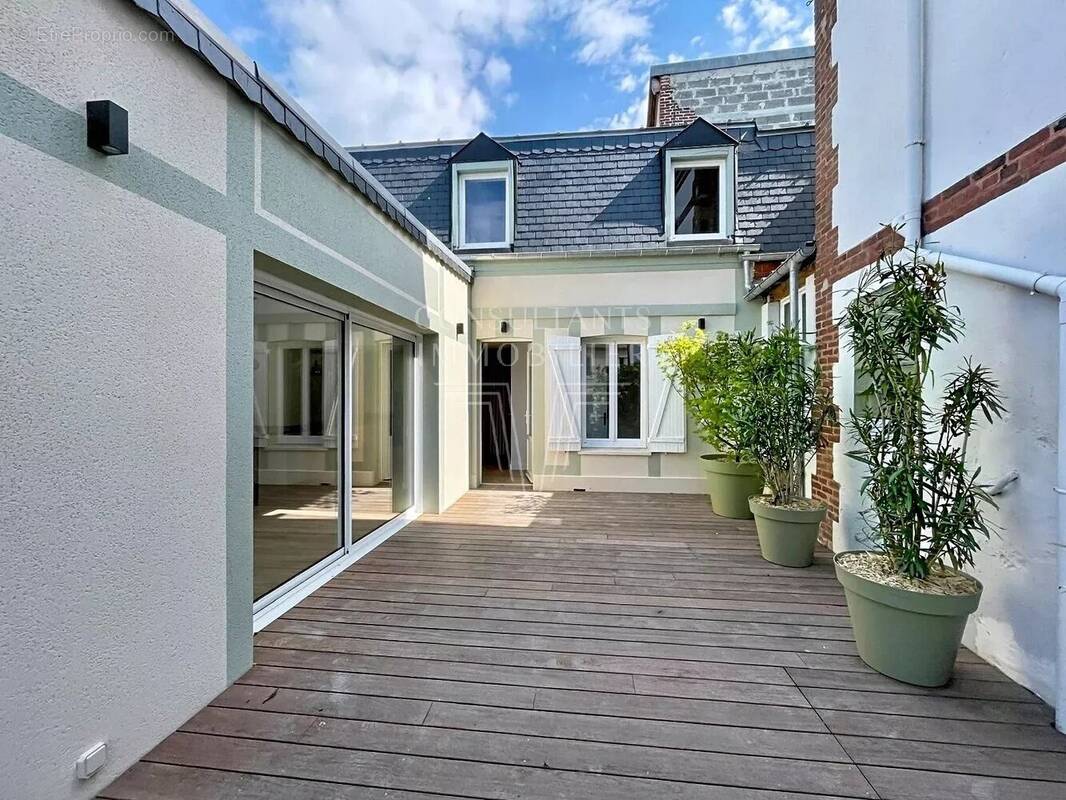 Maison à VILLERVILLE