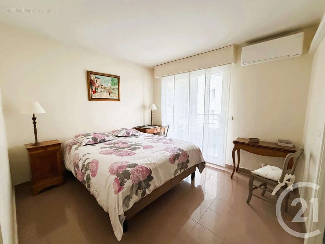 Appartement à LE CANNET