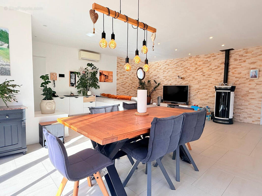 Maison à PIERRELATTE