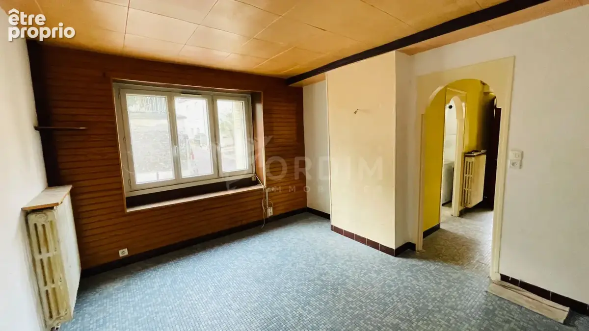 Maison de village à rénover avec terrain de loisirs - photo 2