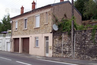 Maison à VILLEFRANCHE-DE-ROUERGUE