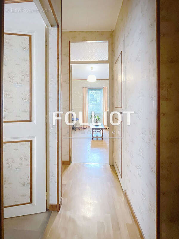 Maison à CLINCHAMPS-SUR-ORNE