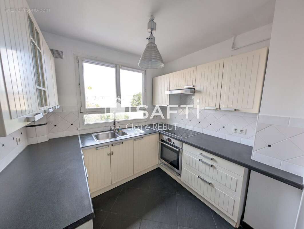 Photo 7 - Appartement à LIVRY-GARGAN