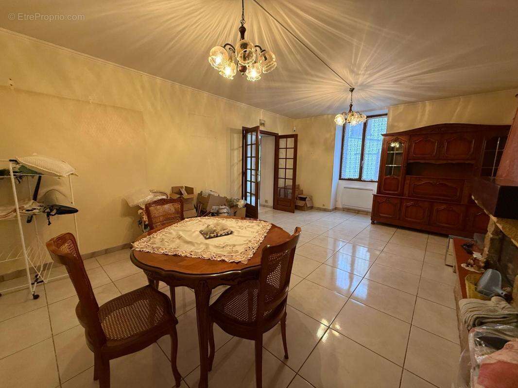 Maison à LIVERDY-EN-BRIE