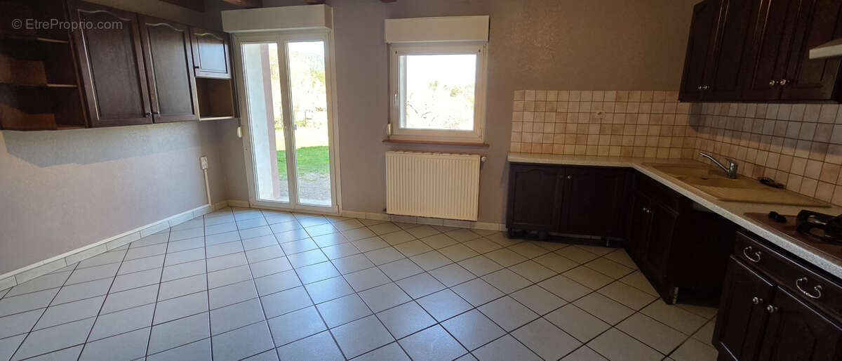 Maison à BOURG-BRUCHE