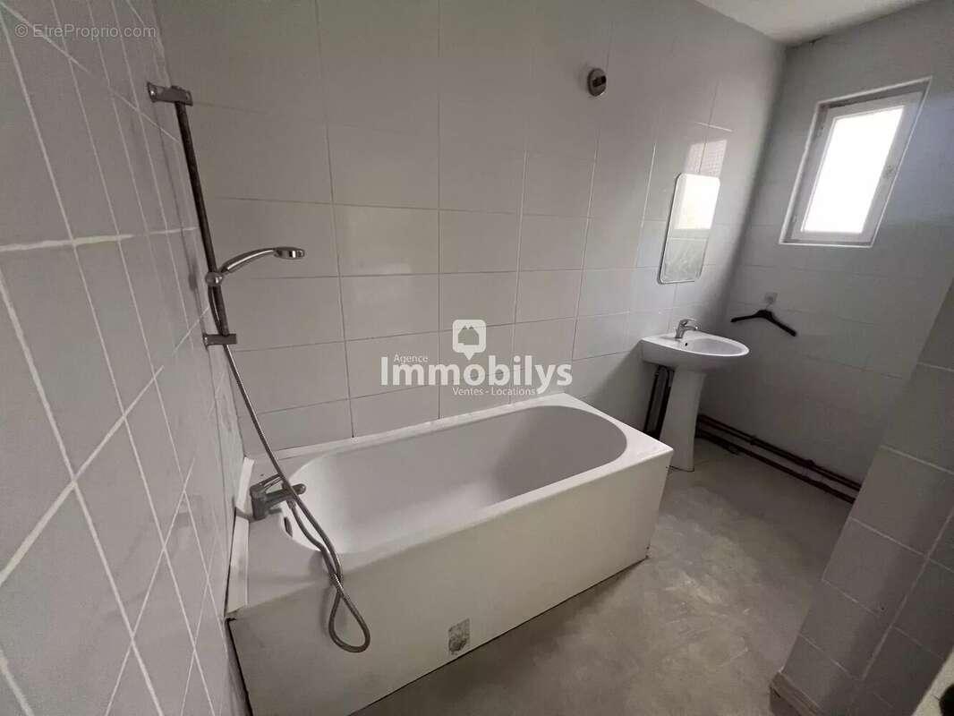 Maison à AUBIGNY-AU-BAC