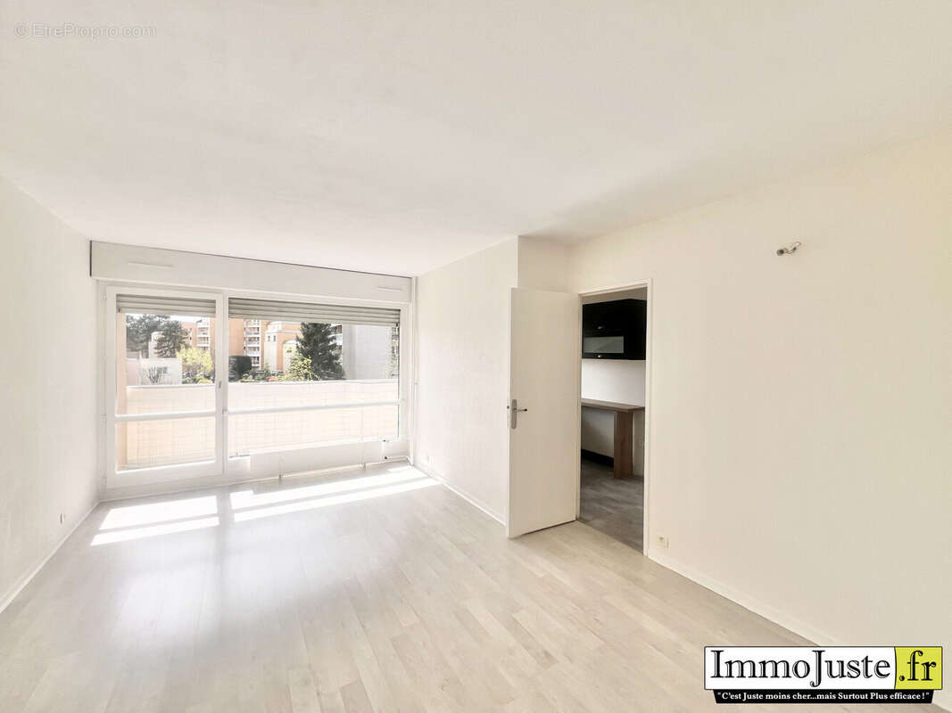 Appartement à ELANCOURT