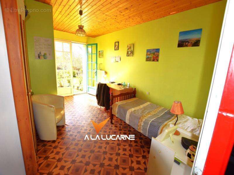 Maison à MONCOUTANT