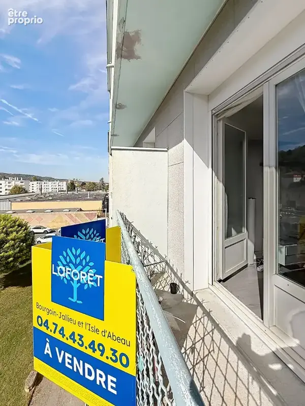 BOURGOIN-JALLIEU . Appartement T3 rénové avec balcon et cave. Proche gare, centre-ville et A43 - photo 7