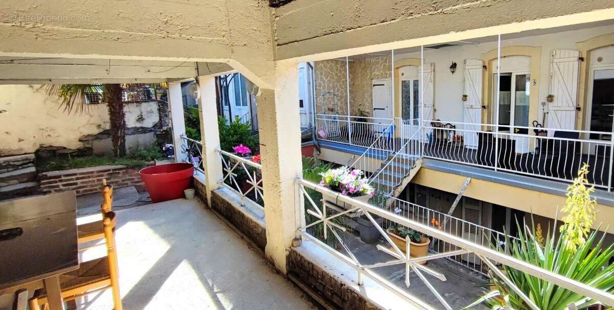 Appartement à DECAZEVILLE