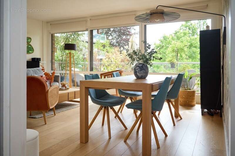 Appartement à JOUY-EN-JOSAS