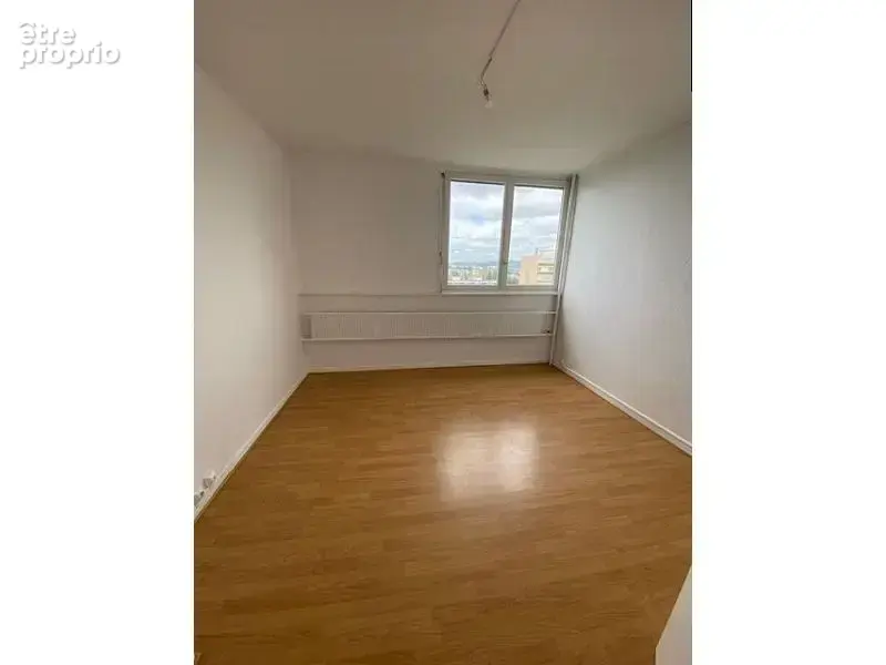 Appartement 3 pièces 65 m² à vendre à Saint-Etienne (42000) - photo 5