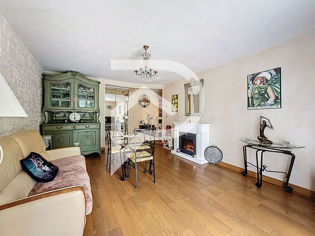 Appartement à NOISEAU