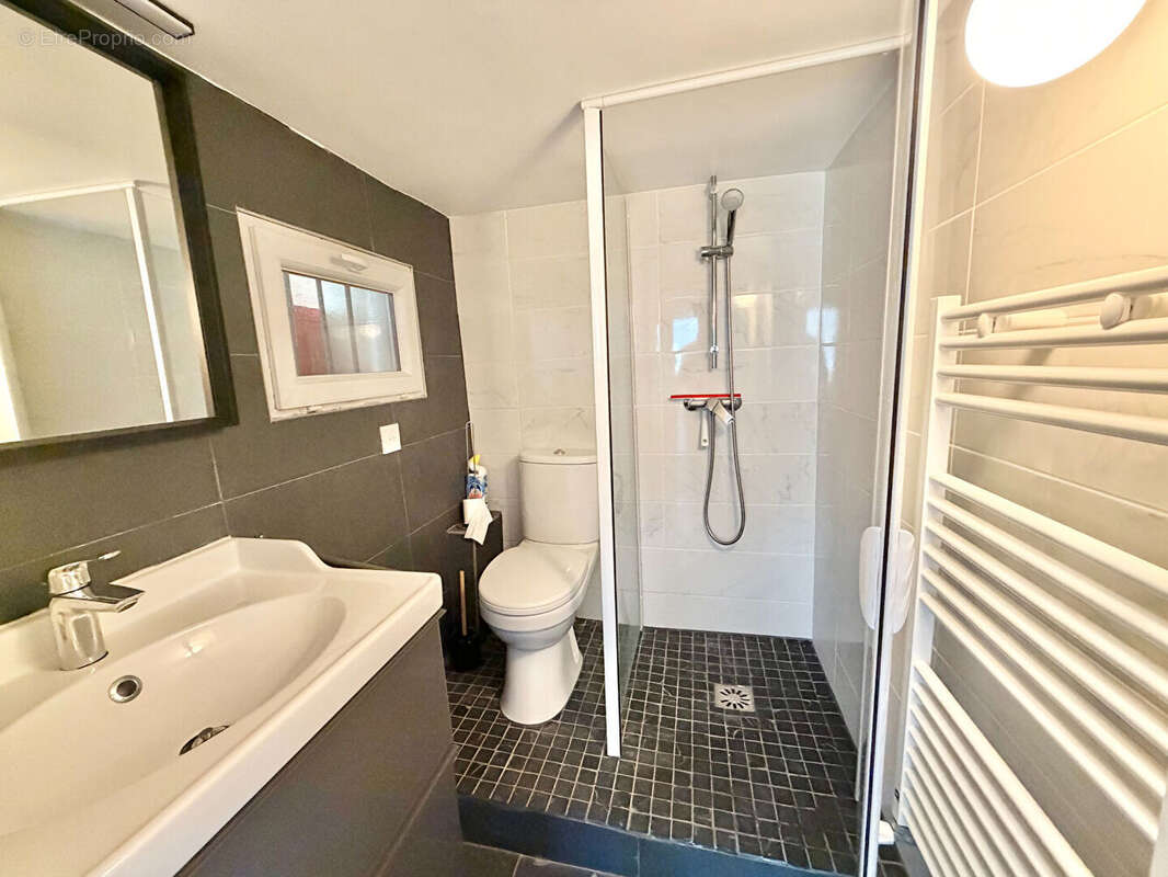 Maison à SARTROUVILLE