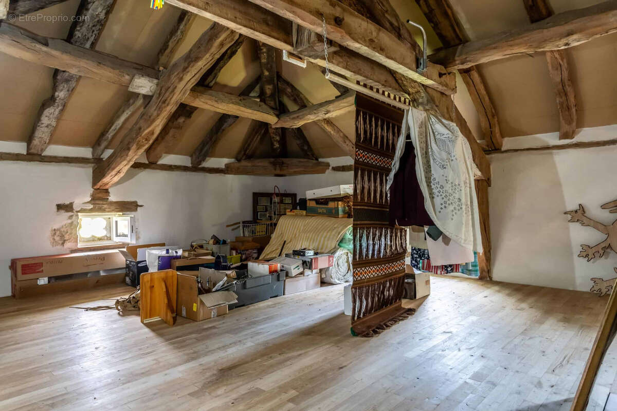 Country property - photo 31