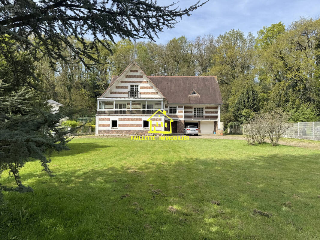Maison à ROLLEVILLE