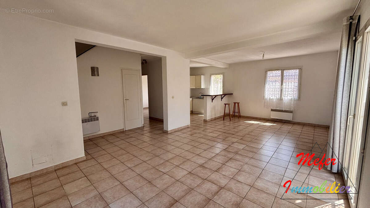 Maison 99 m² à Canet-En-Roussillon  - photo 3