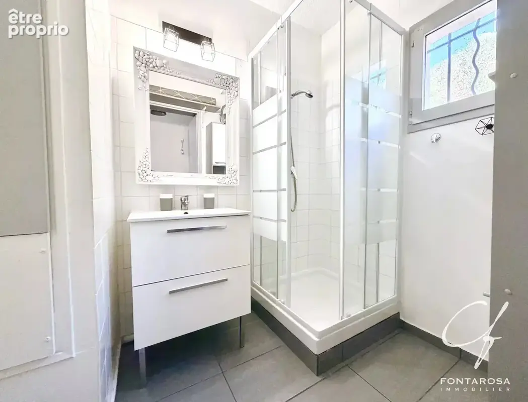 Studio avec vue dégagée – Résidence sécurisée avec piscine – Les Issambres - photo 8