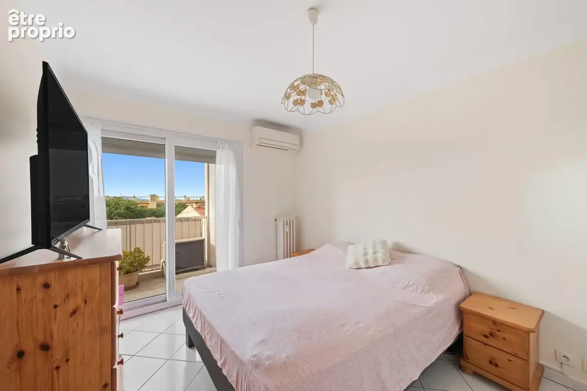 Appartement 3 pièces 56 m² à vendre à Toulon (83000) - photo 4